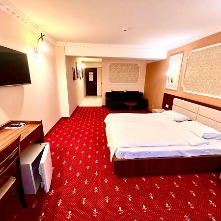 Hotel Complex Azar Gałacz Zewnętrze zdjęcie