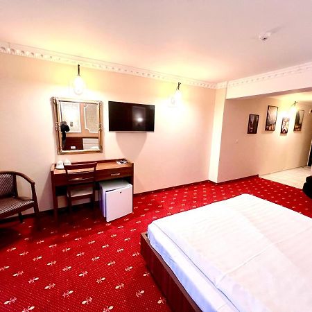 Hotel Complex Azar Gałacz Zewnętrze zdjęcie