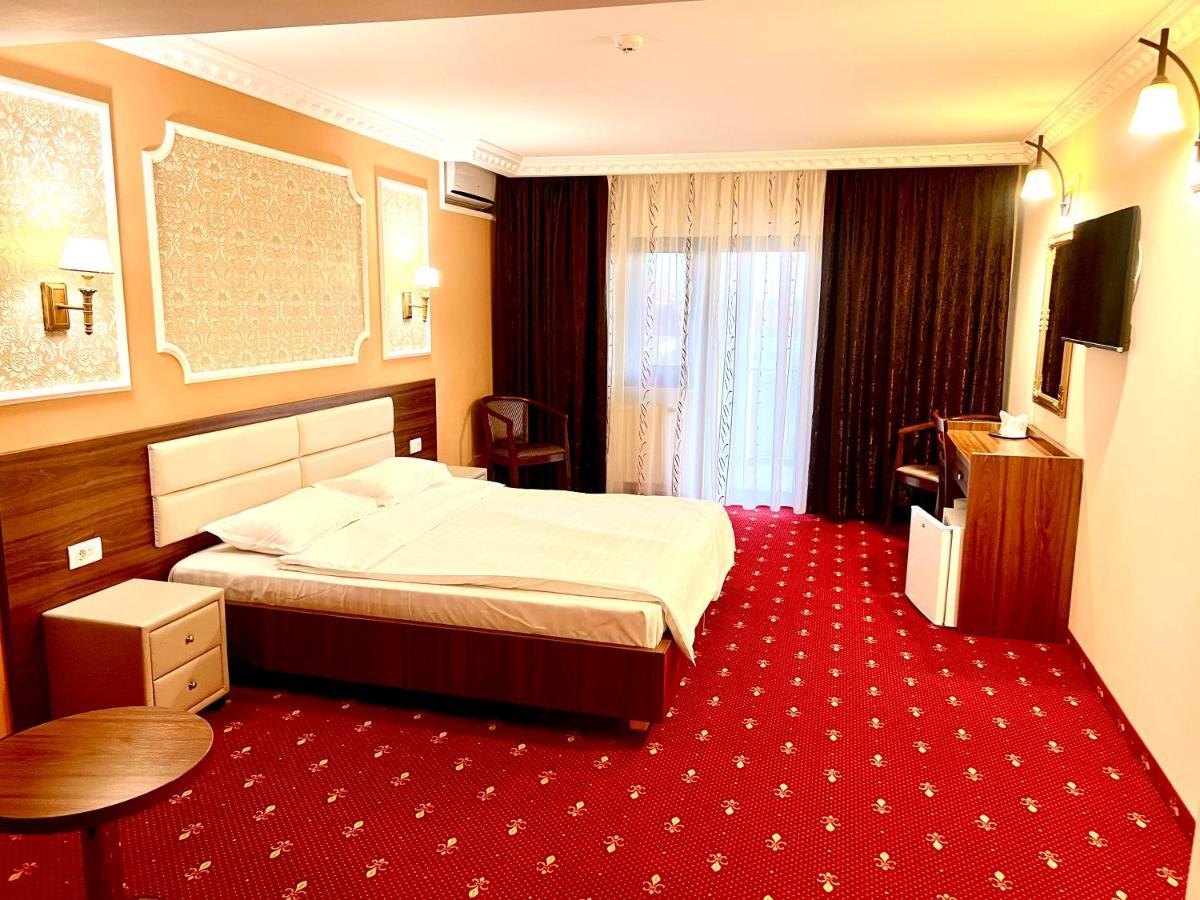 Hotel Complex Azar Gałacz Zewnętrze zdjęcie