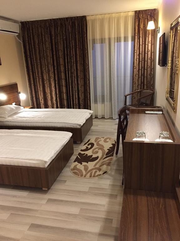 Hotel Complex Azar Gałacz Zewnętrze zdjęcie
