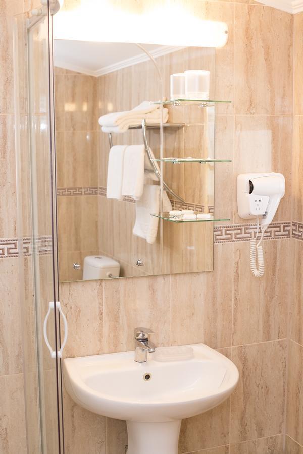 Hotel Complex Azar Gałacz Zewnętrze zdjęcie