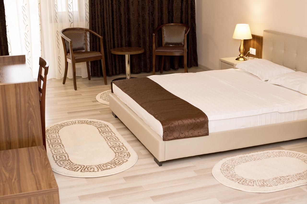 Hotel Complex Azar Gałacz Zewnętrze zdjęcie