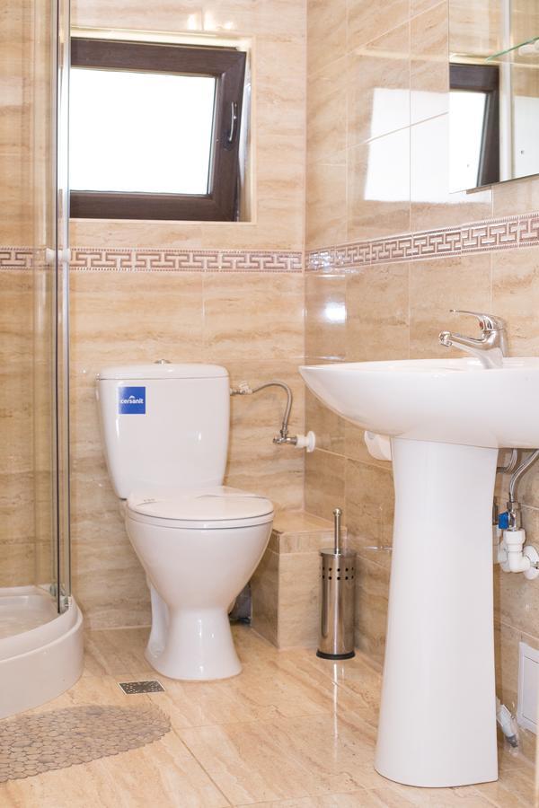 Hotel Complex Azar Gałacz Zewnętrze zdjęcie